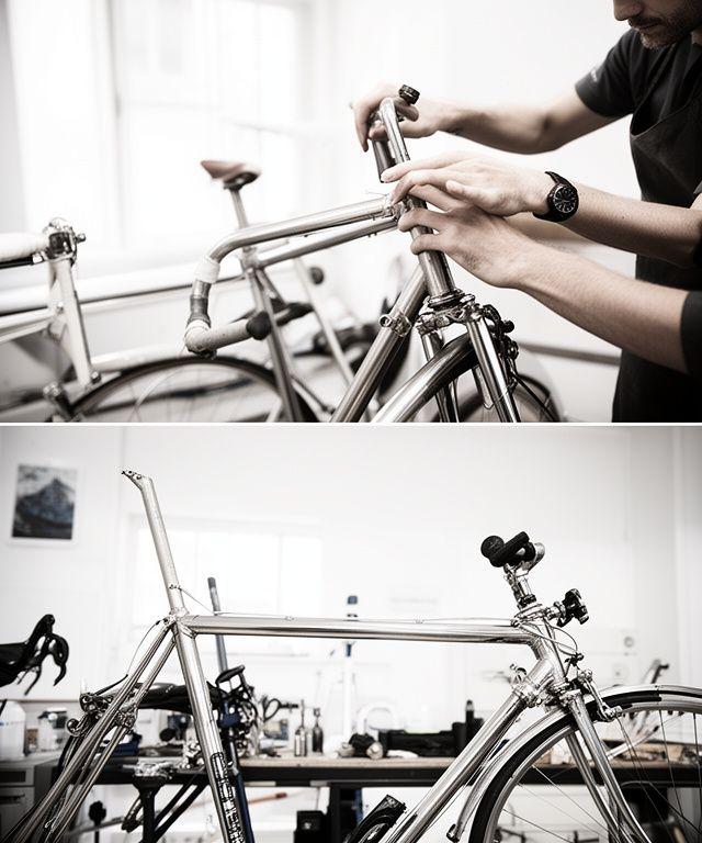 L'officina artigianale di Velodeco a Roma